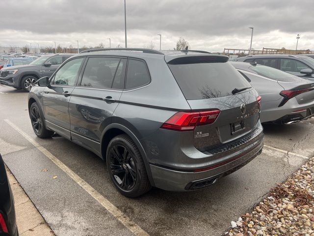 2024 Volkswagen Tiguan SE R-Line Black