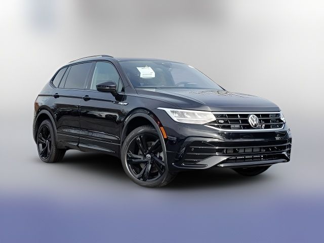 2024 Volkswagen Tiguan/Taos SE R-Line Black