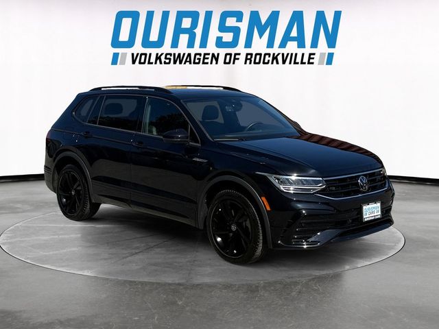 2024 Volkswagen Tiguan SE R-Line Black