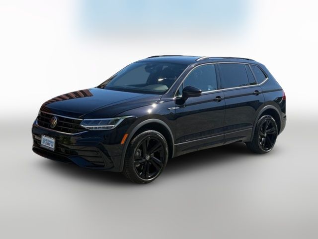 2024 Volkswagen Tiguan SE R-Line Black
