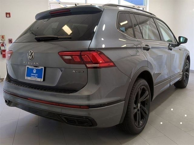 2024 Volkswagen Tiguan SE R-Line Black