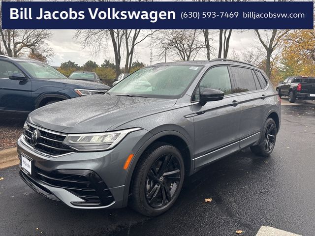 2024 Volkswagen Tiguan SE R-Line Black