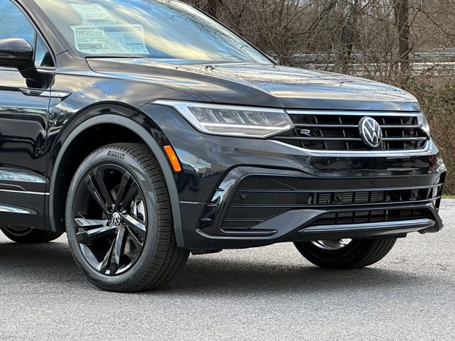 2024 Volkswagen Tiguan SE R-Line Black