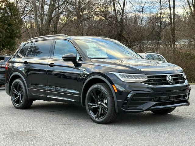 2024 Volkswagen Tiguan SE R-Line Black