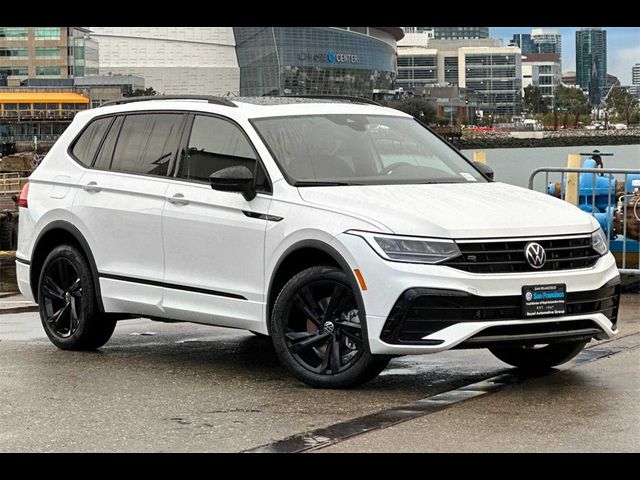 2024 Volkswagen Tiguan SE R-Line Black