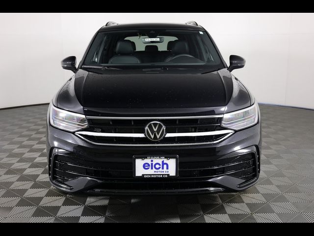 2024 Volkswagen Tiguan SE R-Line Black