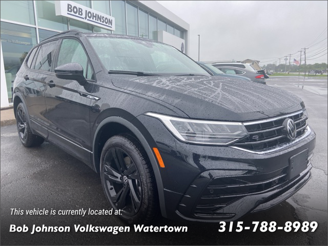 2024 Volkswagen Tiguan SE R-Line Black