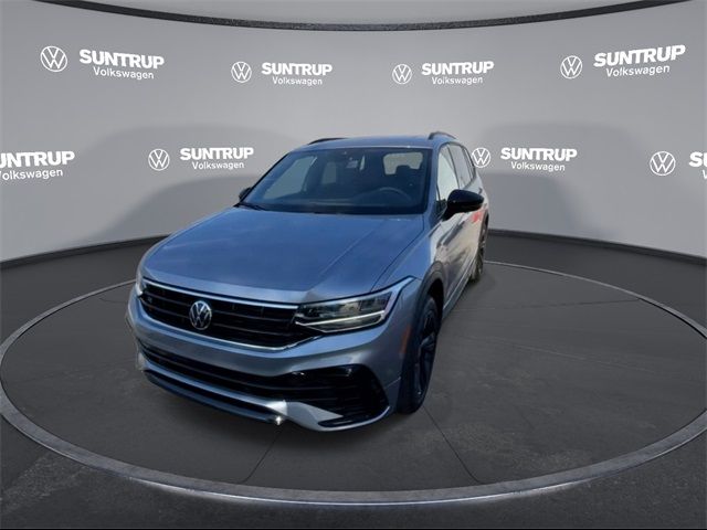 2024 Volkswagen Tiguan SE R-Line Black