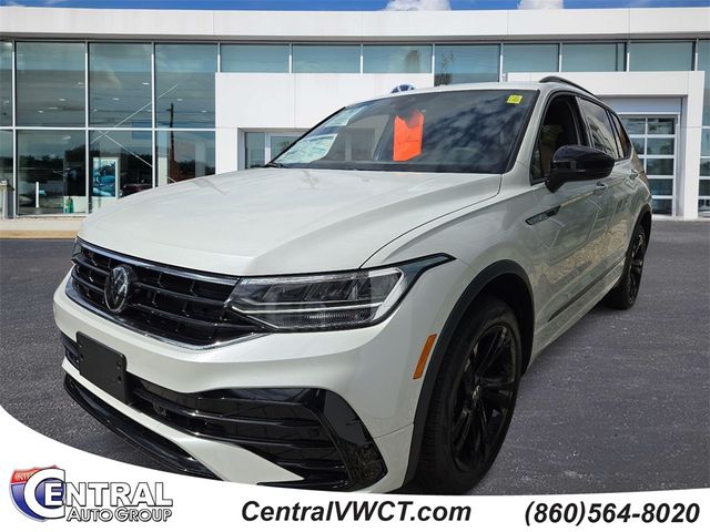 2024 Volkswagen Tiguan SE R-Line Black