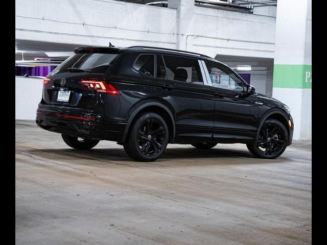 2024 Volkswagen Tiguan SE R-Line Black