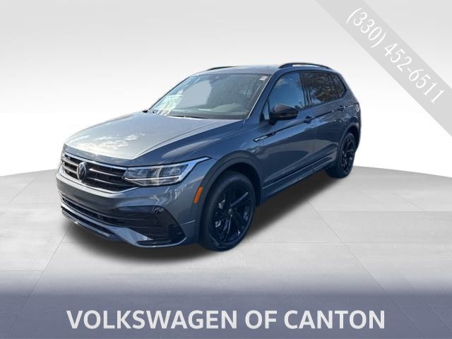 2024 Volkswagen Tiguan SE R-Line Black