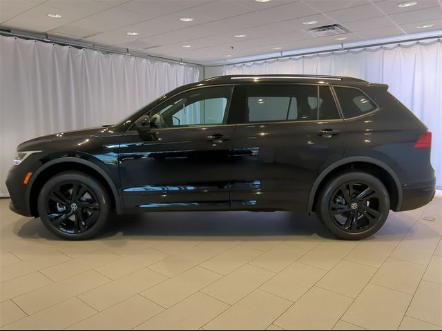 2024 Volkswagen Tiguan SE R-Line Black