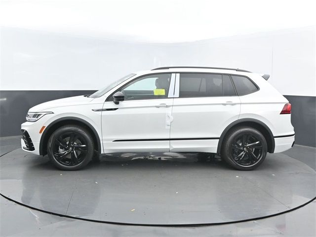 2024 Volkswagen Tiguan/Taos SE R-Line Black