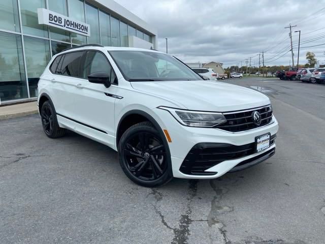 2024 Volkswagen Tiguan/Taos SE R-Line Black