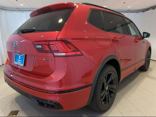 2024 Volkswagen Tiguan/Taos SE R-Line Black