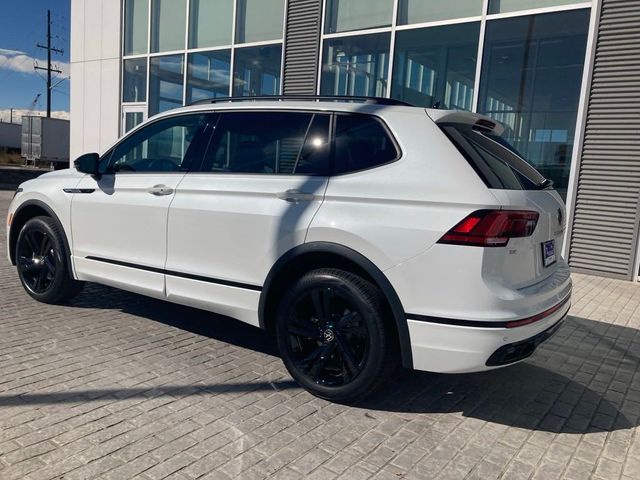 2024 Volkswagen Tiguan SE R-Line Black