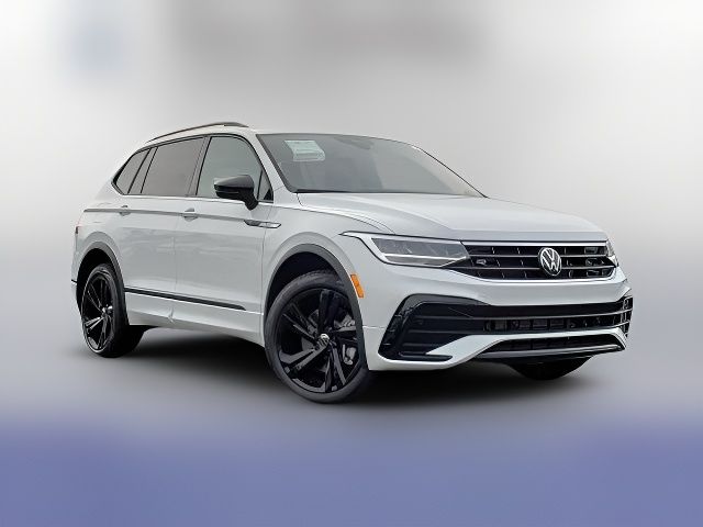 2024 Volkswagen Tiguan SE R-Line Black