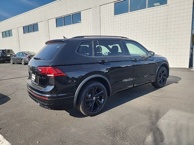 2024 Volkswagen Tiguan/Taos SE R-Line Black