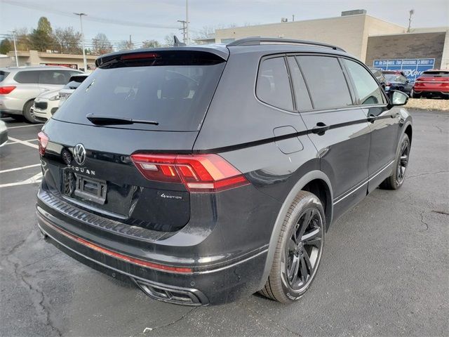 2024 Volkswagen Tiguan SE R-Line Black