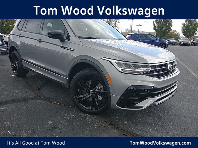 2024 Volkswagen Tiguan/Taos SE R-Line Black