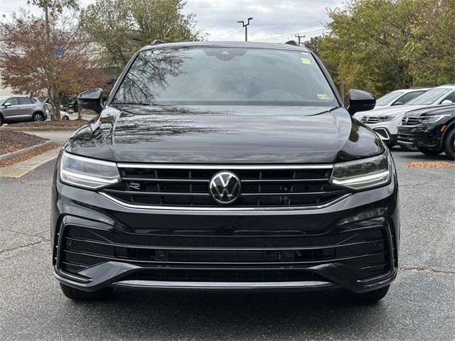 2024 Volkswagen Tiguan SE R-Line Black