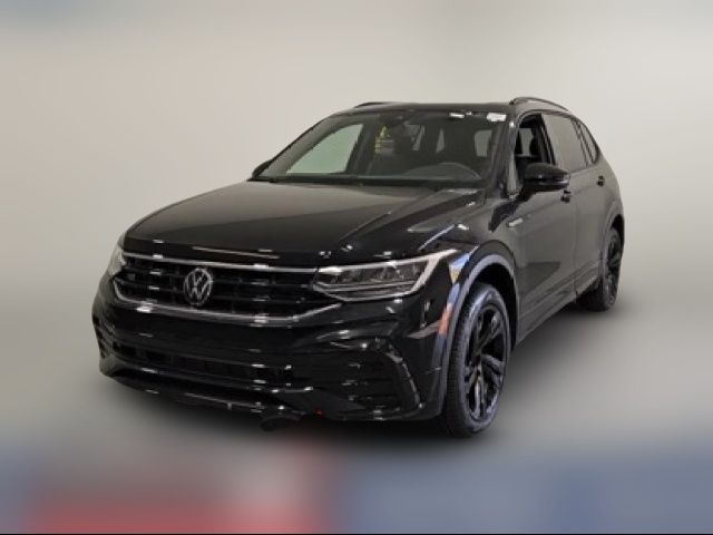 2024 Volkswagen Tiguan SE R-Line Black