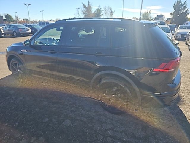 2024 Volkswagen Tiguan/Taos SE R-Line Black