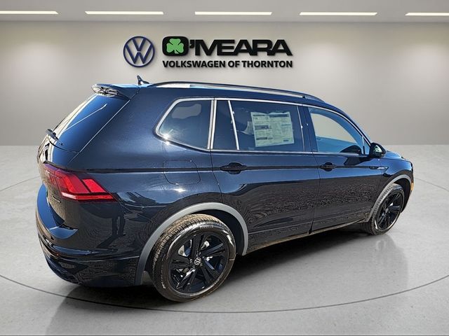 2024 Volkswagen Tiguan/Taos SE R-Line Black