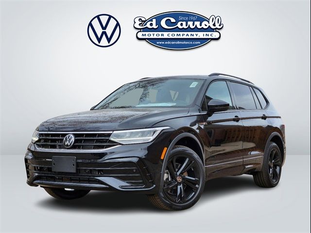 2024 Volkswagen Tiguan SE R-Line Black