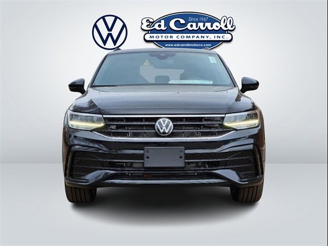 2024 Volkswagen Tiguan SE R-Line Black