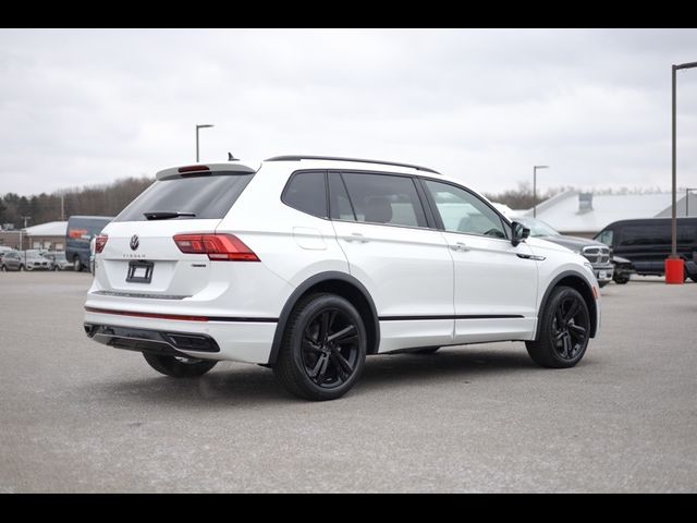 2024 Volkswagen Tiguan SE R-Line Black