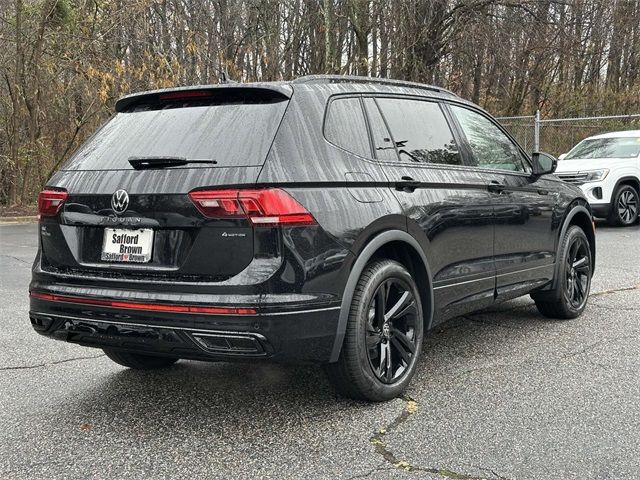 2024 Volkswagen Tiguan SE R-Line Black