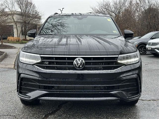 2024 Volkswagen Tiguan SE R-Line Black