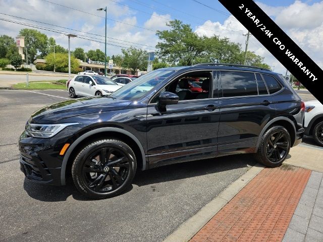 2024 Volkswagen Tiguan SE R-Line Black