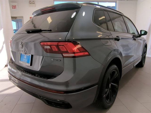 2024 Volkswagen Tiguan SE R-Line Black