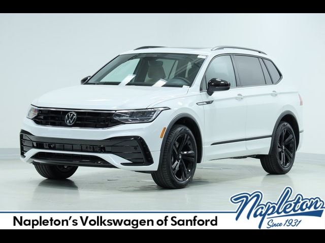 2024 Volkswagen Tiguan SE R-Line Black