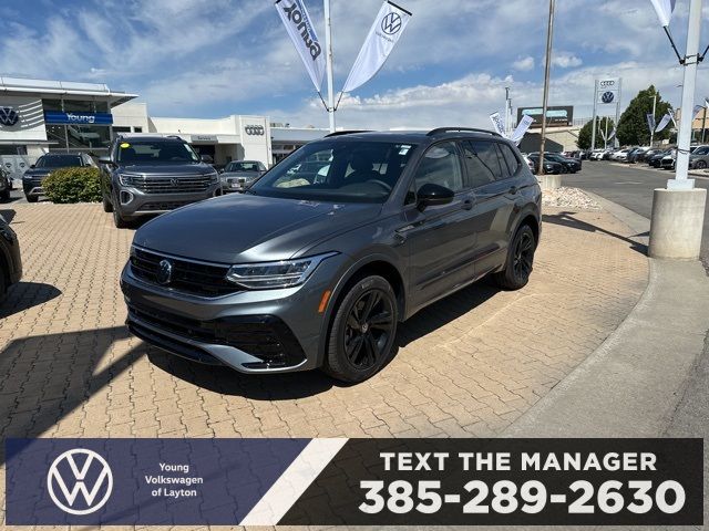 2024 Volkswagen Tiguan SE R-Line Black