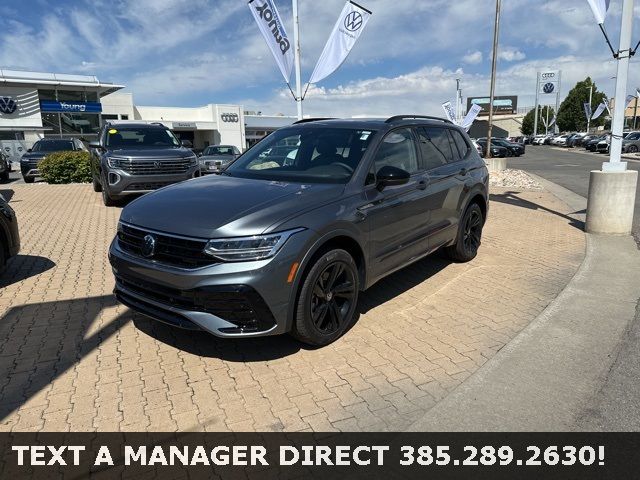 2024 Volkswagen Tiguan SE R-Line Black