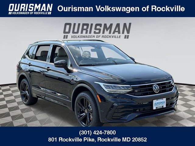 2024 Volkswagen Tiguan SE R-Line Black