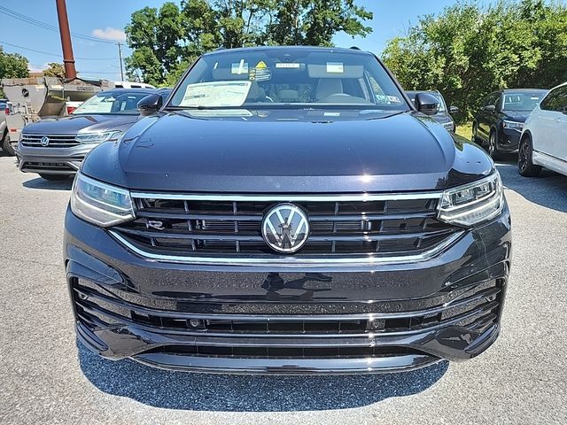 2024 Volkswagen Tiguan SE R-Line Black