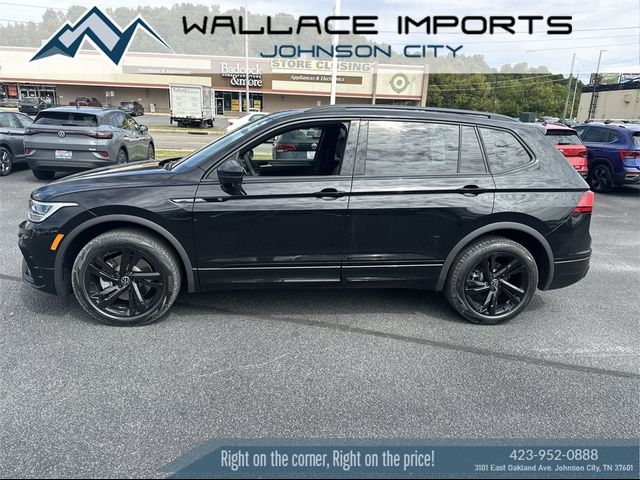 2024 Volkswagen Tiguan SE R-Line Black