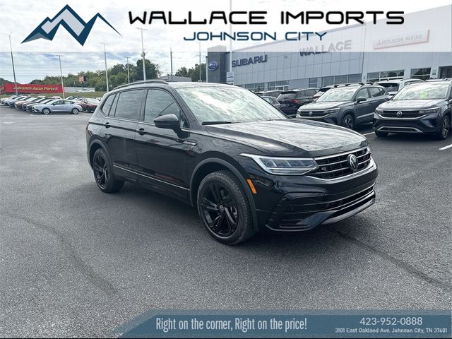 2024 Volkswagen Tiguan SE R-Line Black