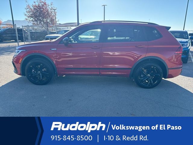 2024 Volkswagen Tiguan SE R-Line Black