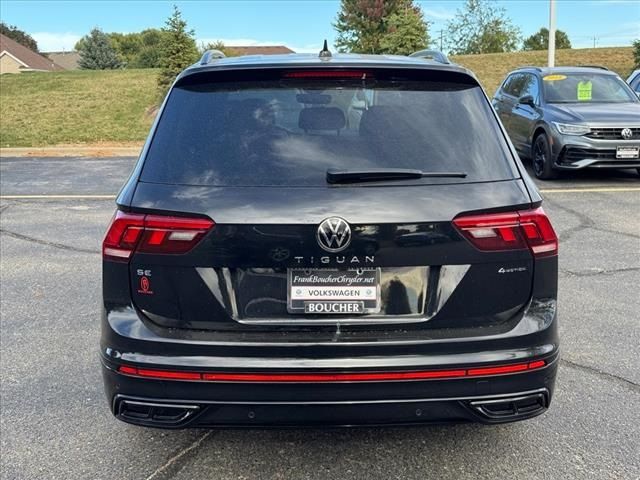 2024 Volkswagen Tiguan/Taos SE R-Line Black