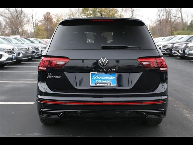 2024 Volkswagen Tiguan SE R-Line Black