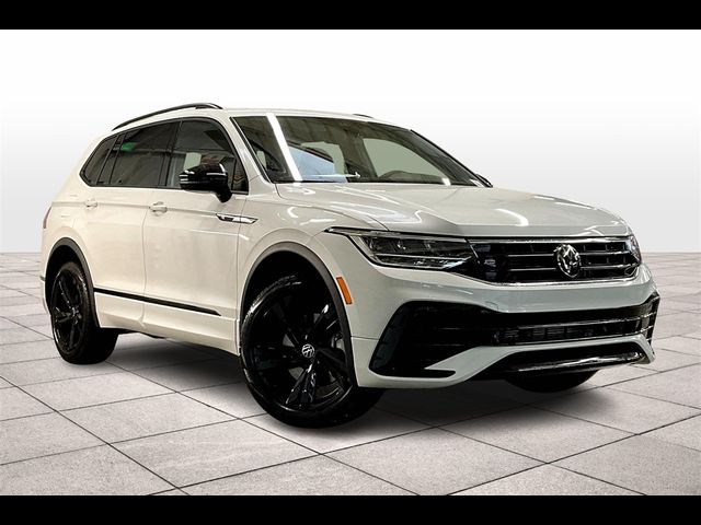 2024 Volkswagen Tiguan SE R-Line Black