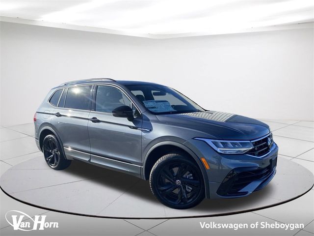 2024 Volkswagen Tiguan/Taos SE R-Line Black