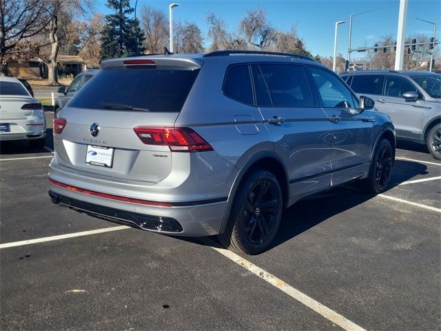 2024 Volkswagen Tiguan SE R-Line Black
