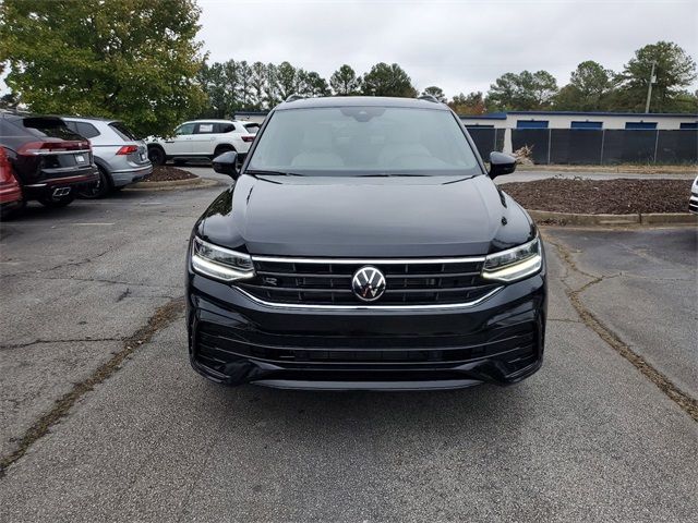 2024 Volkswagen Tiguan SE R-Line Black