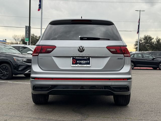 2024 Volkswagen Tiguan SE R-Line Black